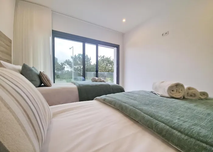 Sunset Waves - By Sch Daire Nazaré